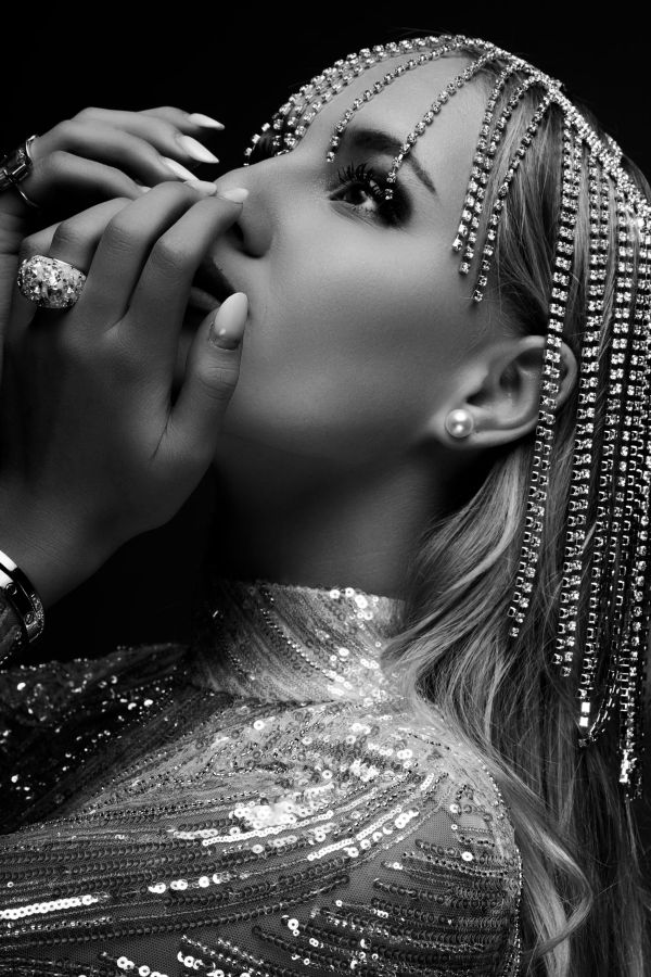 Súťaž Fotomodelka Európy 2023: Predstavujeme finalistku Lilien Lašákovú zo Šurian