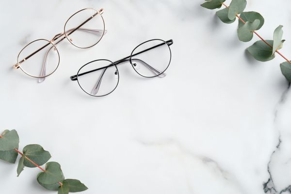 Ako si vybrať trvácne dioptrické okuliare?
